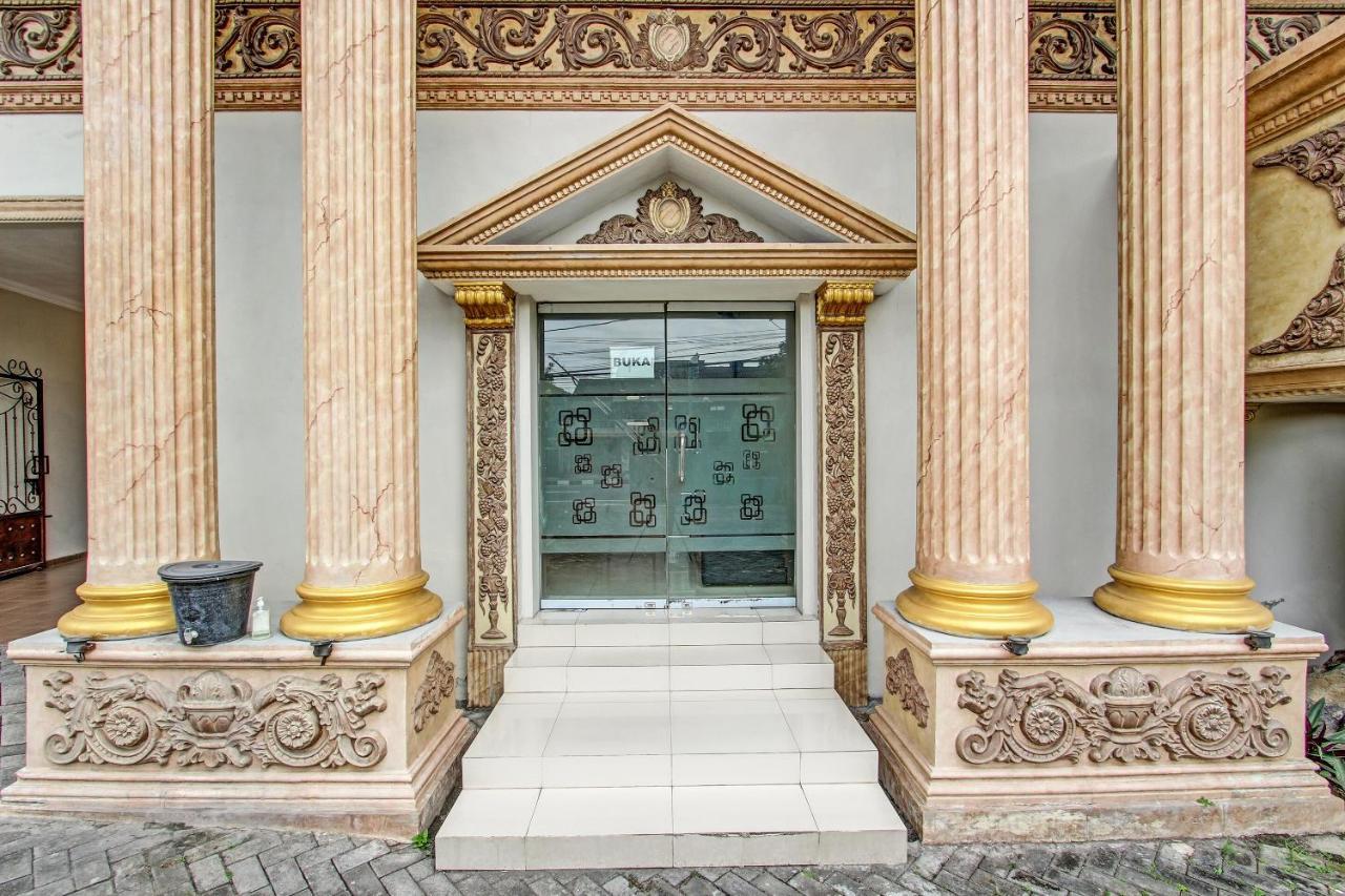 Oyo 91785 Hotel Srikandi Kalasan Tanjungtirto Buitenkant foto