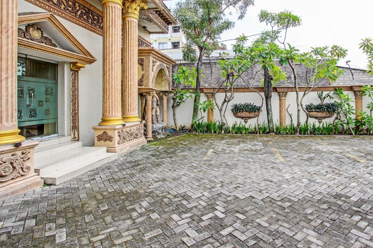 Oyo 91785 Hotel Srikandi Kalasan Tanjungtirto Buitenkant foto